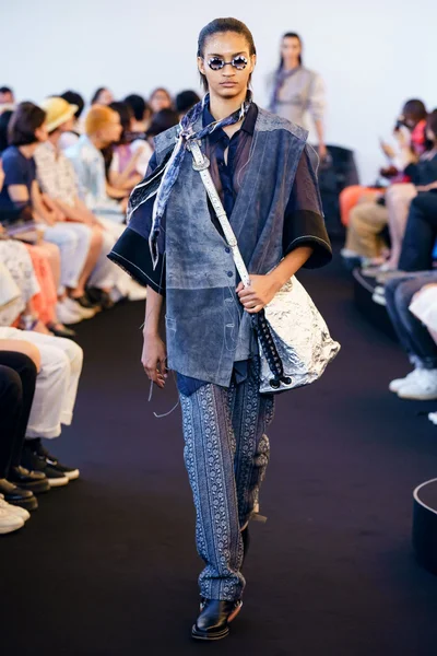 Look 38